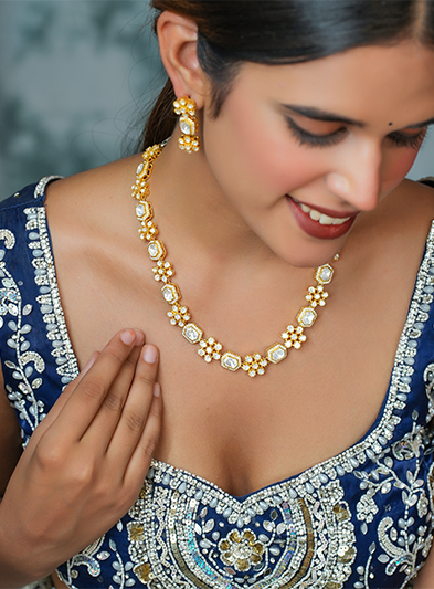 Blooming floral Polki necklace